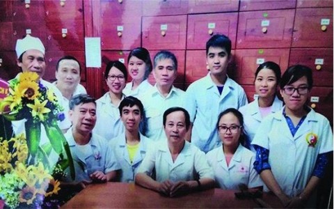 Lướt Facebook gặp kho báu